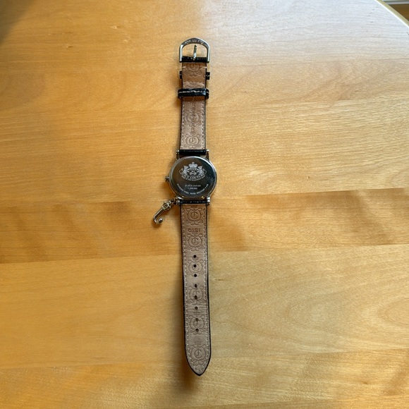 💖🖤Juicy couture leather & stainless steel black watch, pink face! Like new! - Picture 5 of 11